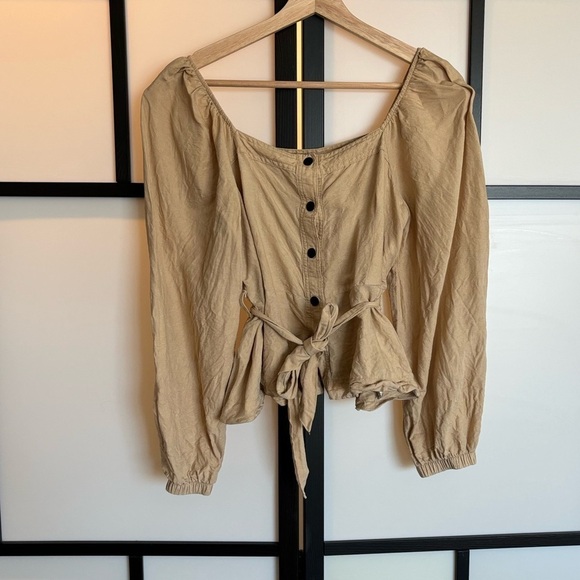OYSHO Spain linen blend belted blouse top. Size medium - Picture 1 of 16